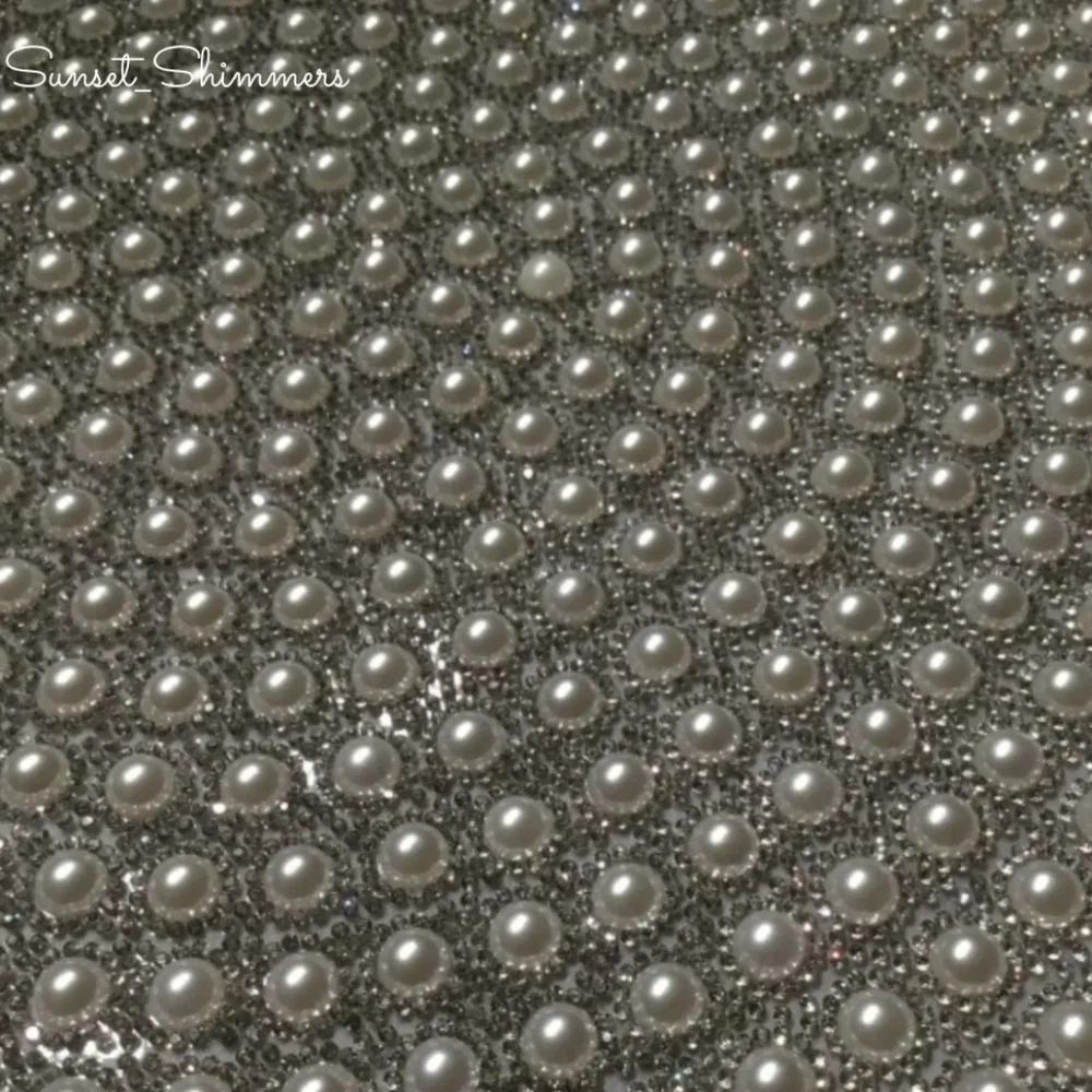 x4 Sparkles Home Luminous Elegant Pearl Shimmer Deluxe Rhinestone Placemats New